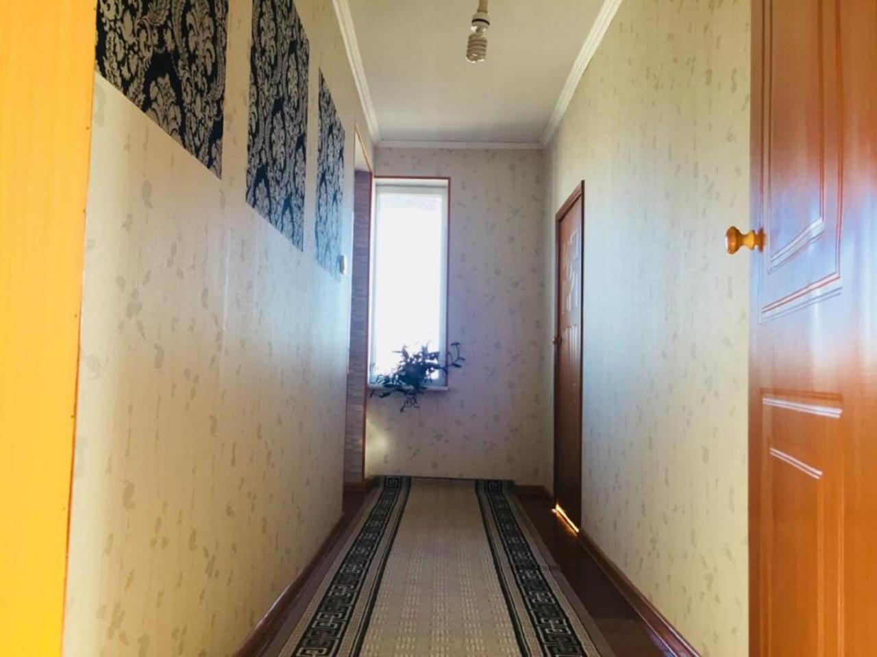 Bulbul Jamak Travel Hostel Улгий Екстер'єр фото